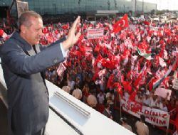 ‘Biz biriz, beraberiz, tek yüreğiz'